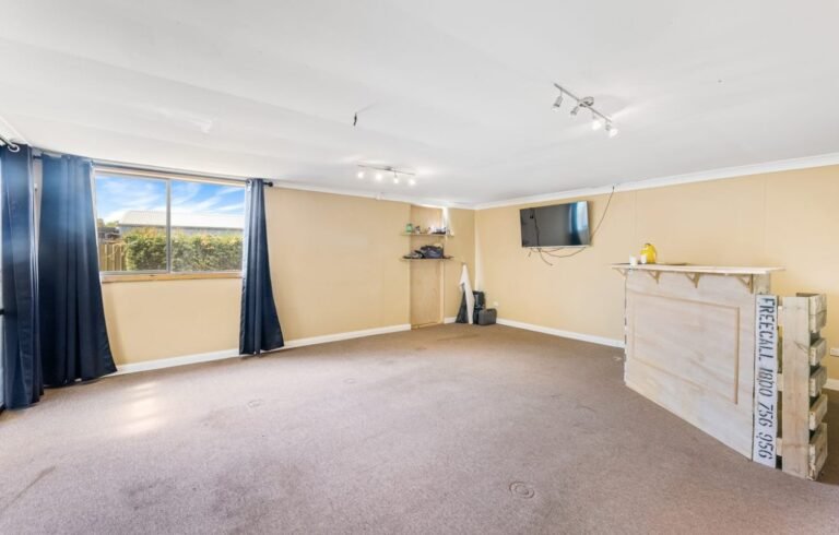 WhatsApp Image 2025-09-08 at 12.13